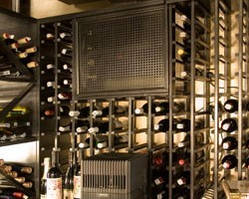 Холодильне обладнання для зберігання винну, винний льох