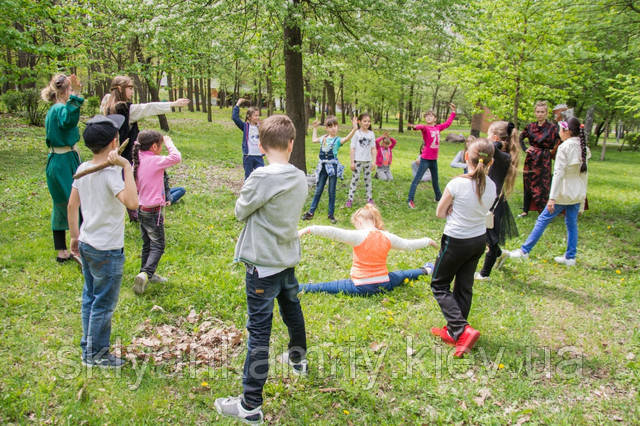 фото дитячий квест на природі