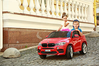 Дитячий електромобіль BMW X6, АКБ 12V 20AH, 2 мотори, підсвічування днів, зарядка для мобільного