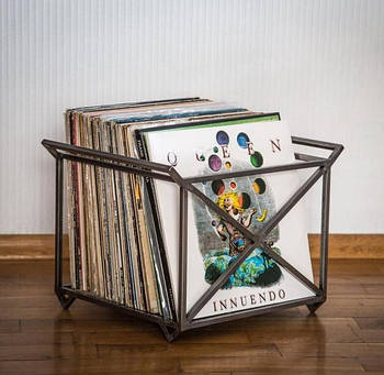 Контейнери для зберігання вінілових платівок