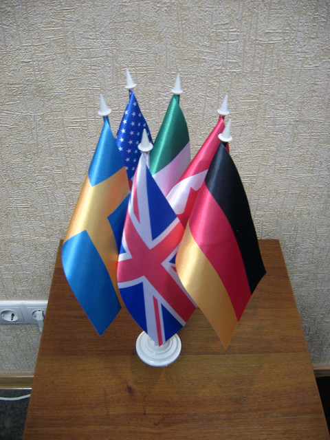 Купить Флажки стран в Киеве недорого от производителя Свиридченкова Н.В ...