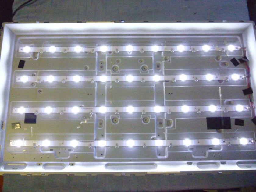 Світлодіодні LED-лінійки GJ-2K15 D2P5-400-D409-C4 (Б/В) (матриця TPT400LA-HN02.S)