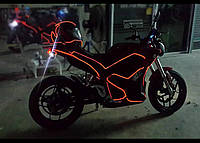 Подсветкамото мотоцикла гибким неоном. Есть 10 цветов неона.
