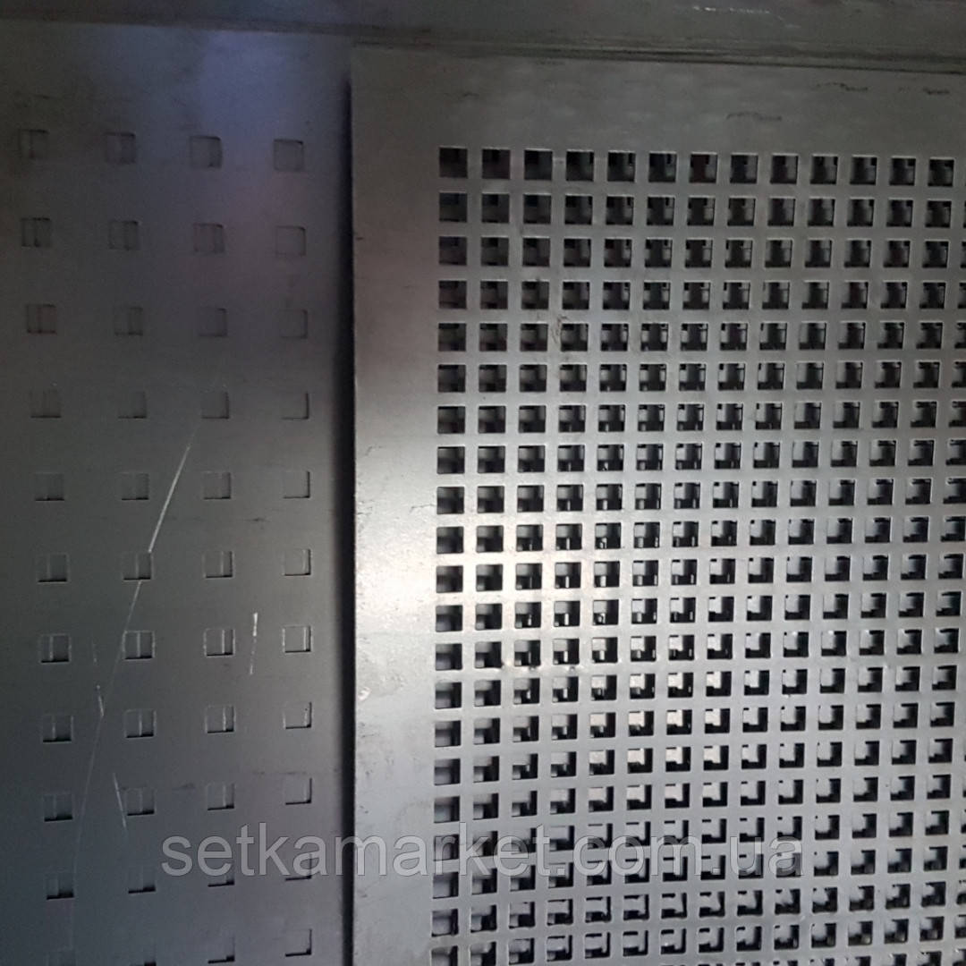 Перфорований Лист , чорний метал, товщина 0.8, осередок 8х8 мм (крок 12 мм.)