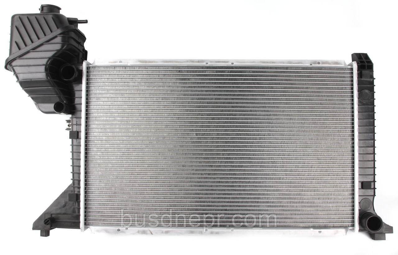 Радіатор охолодження MB Sprinter 2.2-2.7 CDI 00-06