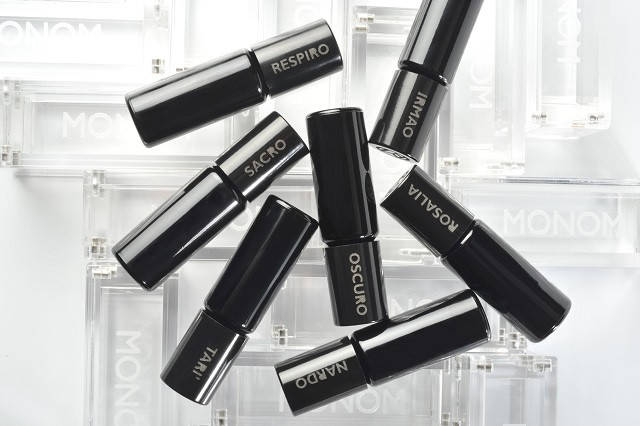 Дебютна колекція ароматів від італійського бренду MONOM!