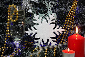 Сніжинка з пінопласту середня 15 см Товщ 1,8 см від 5 шт.