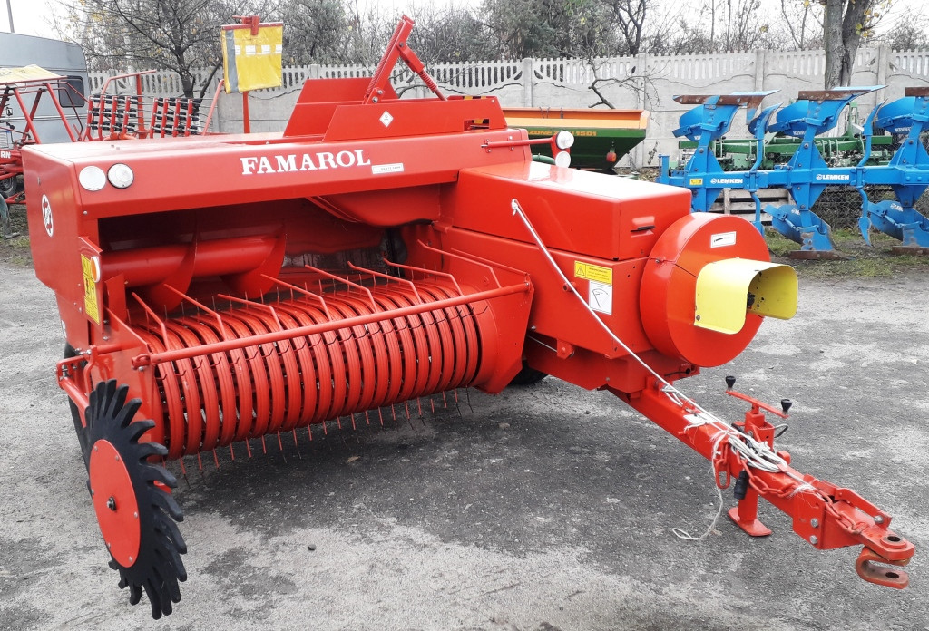 Тюковий прес-підбірник Famarol Z-511