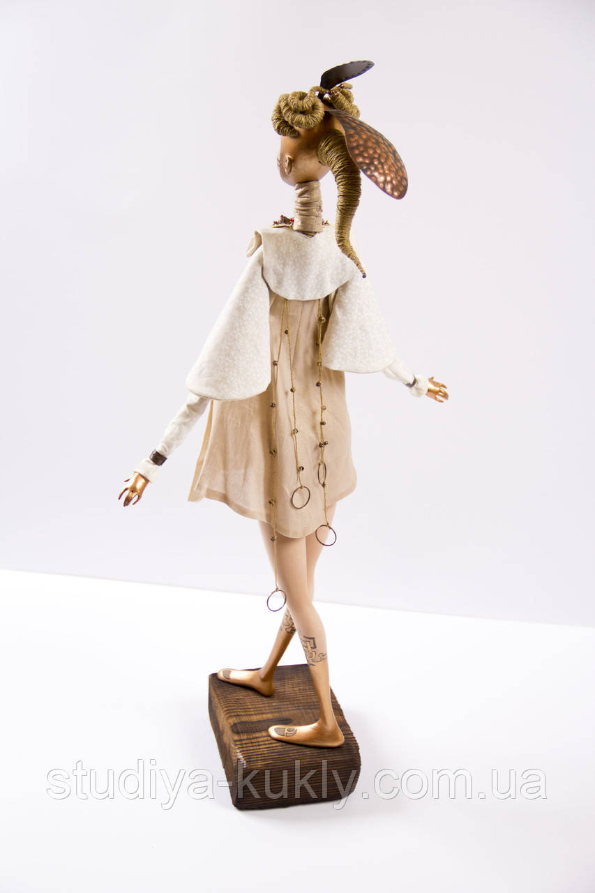 Коллекционная авторская кукла. Интерьерная кукла."Храмовая девушка. Танец в честь урожая" - фото 9 - id-p68585831
