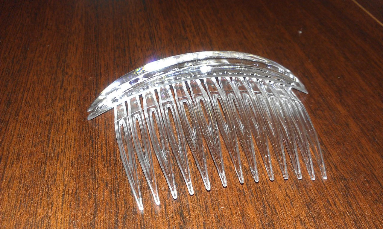 Гребень для фаты: продажа, цена в Киеве. Свадебная фата от "Магазин ...