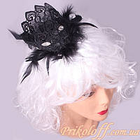 Корона на обручі Чорна королева.