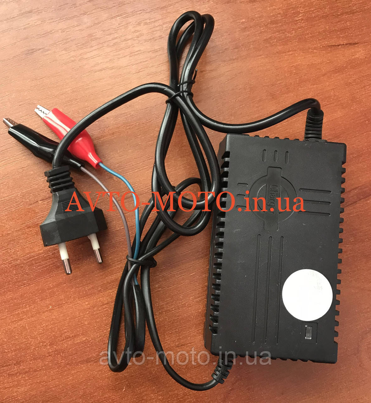 Зарядное устройство аккумулятора 12V1A - фото 1 - id-p175760452