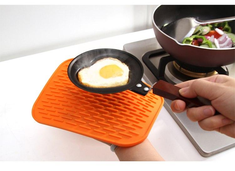 Силіконовий килимок для сушіння посуду 21Х15 см (помаранчевий), фото 1