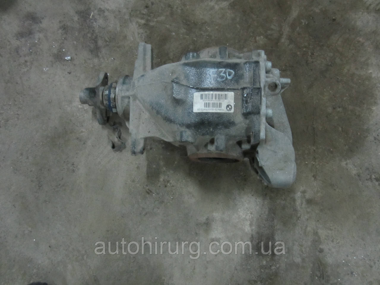 Редуктор заднього моста BMW f30 (7599475)