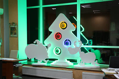 Ялинки з пінопласту