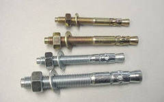 Анкерный болт с гайкой стальной двухраспорный