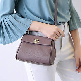 Маленька жіноча сумочка з натуральної шкіри фіолетова опт