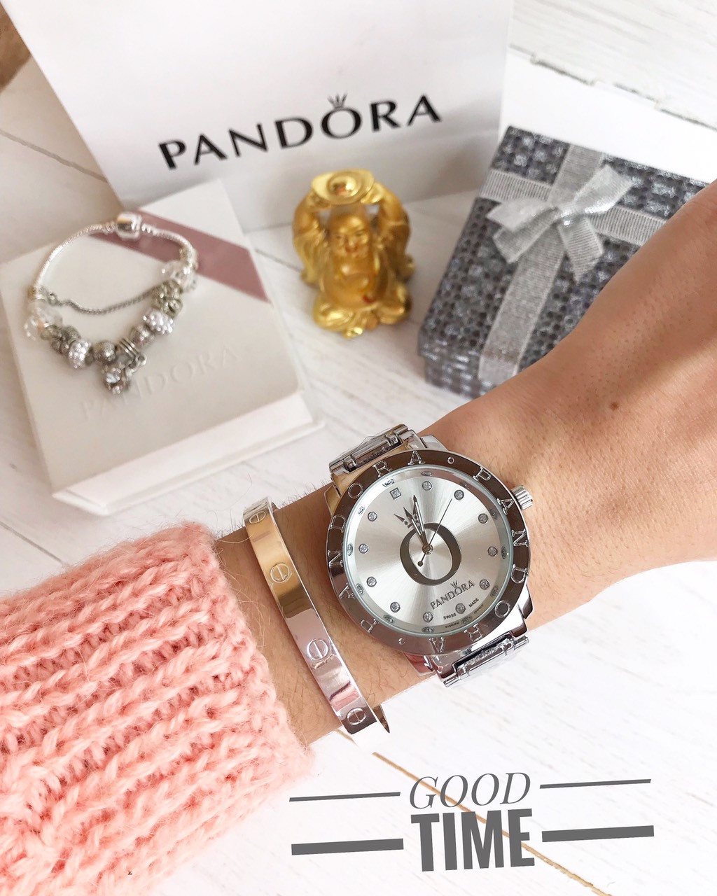 Женские часы Pandora