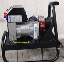 Тракторний агрегат AgroVolt AV 22 (22 кВА, 17,6 кВт, 3ф~)