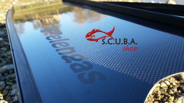 Лопаті для ластів PELENGAS сендвіч-карбонові, різної жорсткість купити в Харкові Лопаті для ластів PELENGAS сендвіч-карбонові, різної жорсткість купити в Харкові