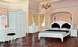 Спальня з натурального дерева Ділара Скіф