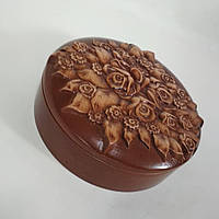 Різьблена шкатулка "Троянди" сувеніри та подарунки з дерева 150х150х54 мм