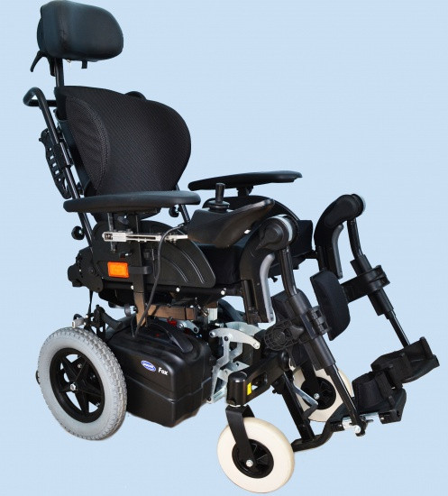 Електроколяска складана Invacare FOX з інноваційним механізмом складання
