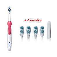 Зубная щетка Oral-B Complete на батарейке, B1010F (5 насадок в комплекте)