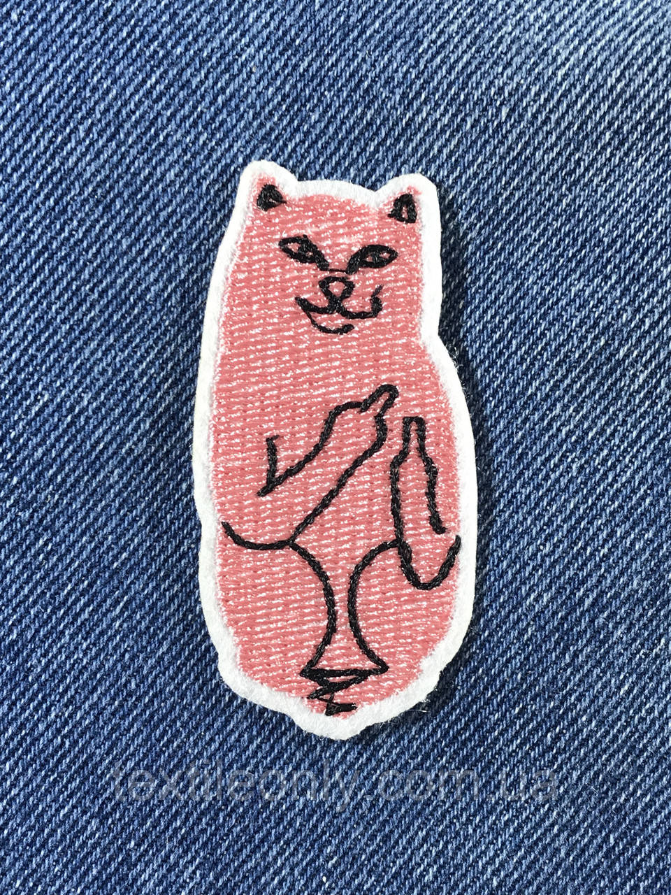 Нашивка Котик fack/RipnDip рожевий 35x70 мм