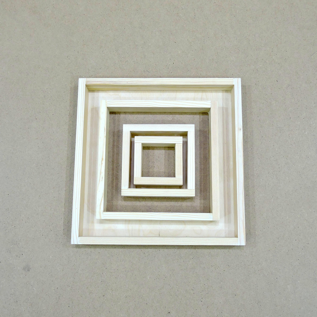 Лоток дерев'яний 25 * 30 * 4 см (фанера)