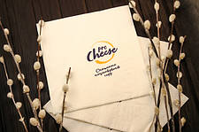 Паперові серветки з логотипом