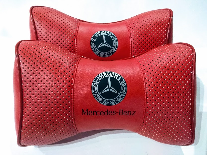Подушка на підголовник в авто  Mercedes Benz 1 шт
