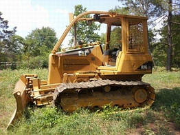 ГУСЕНИЧНИЙ БУЛЬДОЗЕР CAT D3G LGP