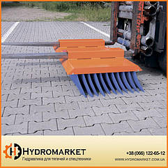 Щітка штовхаючого типу Tuchel Solo на навантажувач вилочний