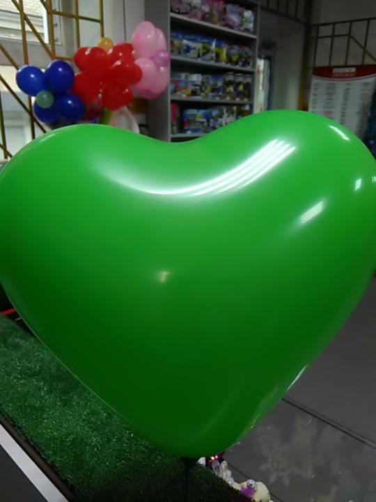 Повітряна куля 10 дюймів серце зелений