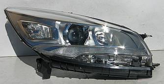 Передні фари Ford Escape Kuga 2 оптики (13-16) біксенон