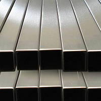 Труба нержавіюча профільна квадратна 10х10х1мм AISI 201 мат/полір