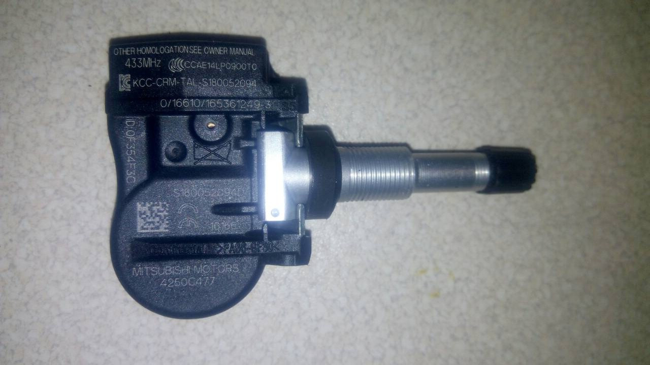 D/30(105V108) S180052094A 4250C477 Датчики тиску повітря в шинах Mitsubishi 433Mhz TPMS