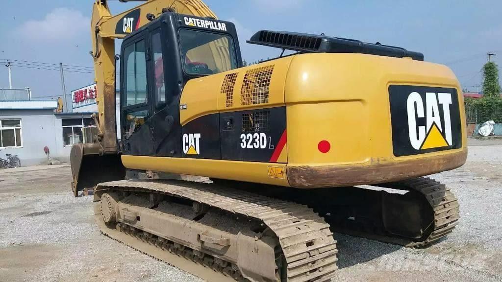 ГУСЕНИЧНИЙ ЕКСКАВАТОР CATERPILLAR 323D, фото 1