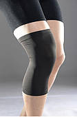 Наколінник спортивний компресійний LiveUp Knee Support розмір S-M 1 шт. (LS5773)