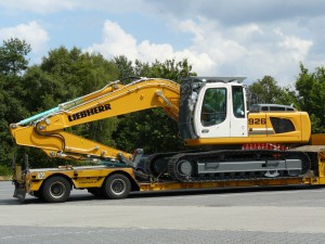 ГУСЕНИЧНИЙ ЕКСКАВАТОР LIEBHERR R 900 B LITRONIC, фото 1