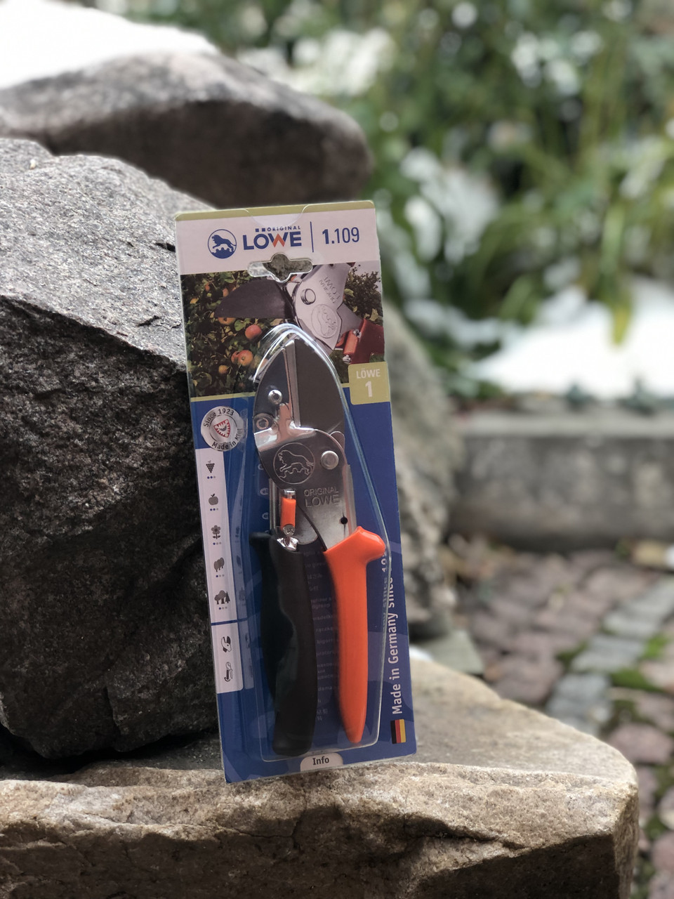 Секатор LOWE 1.109