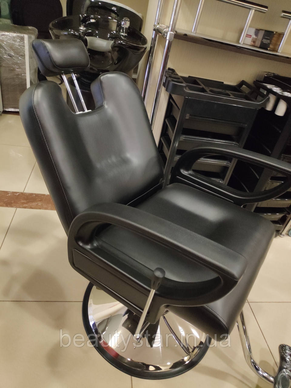 Парикмахерское Barber кресло мужское гидравлическое для Barbershop черное арт302В - фото 4 - id-p823600878