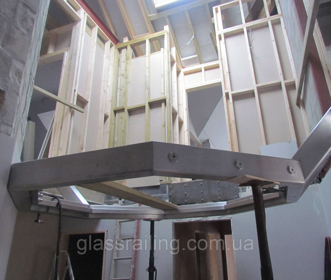 Скляна огорожа драбини, фото 1