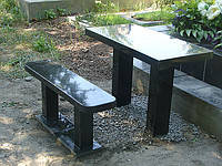 Столы из гранита, лавки гранитные.