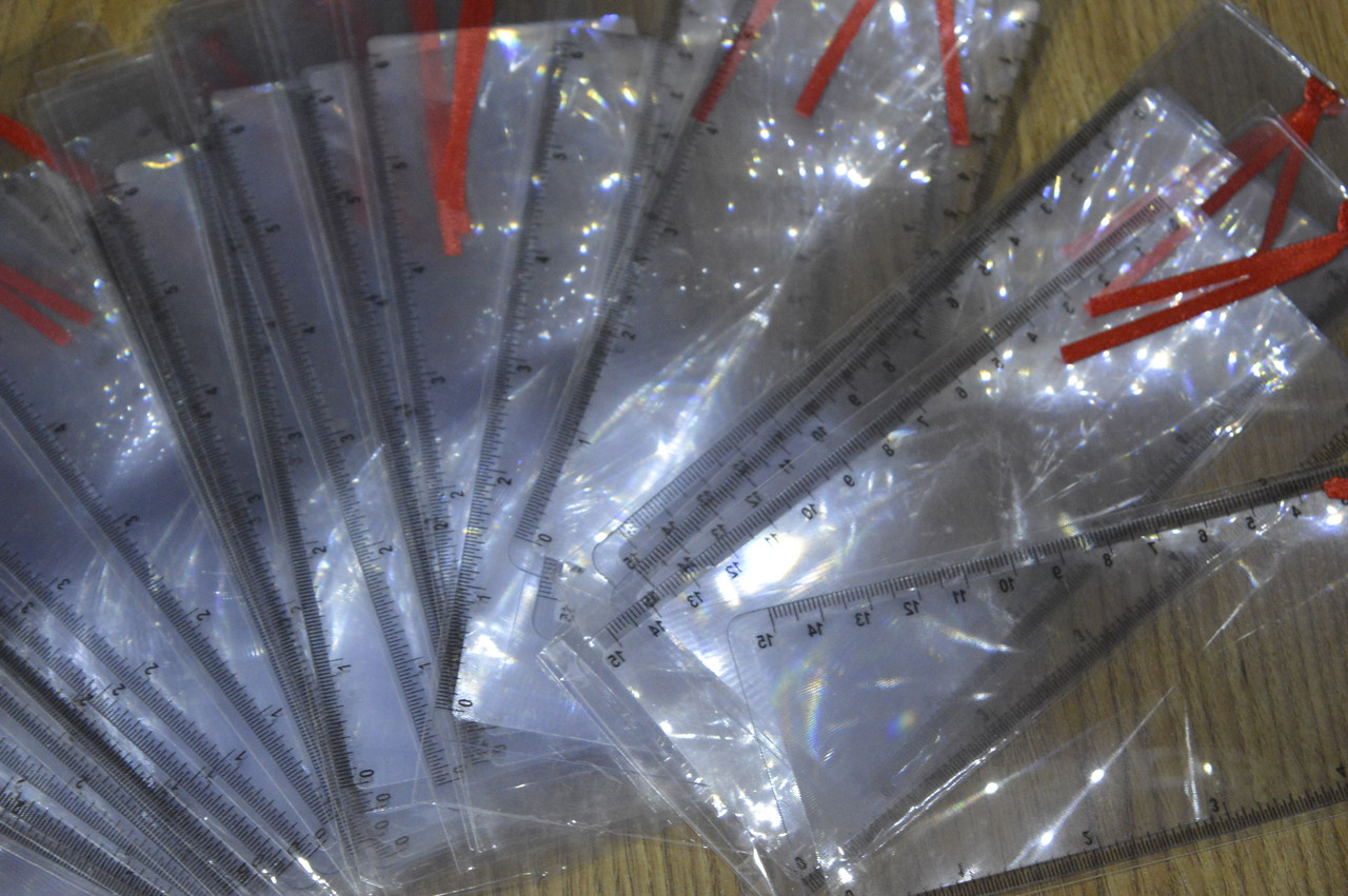 Лупа Карманная Линза Френеля (К) — Купить Недорого на Bigl.ua (824203423)