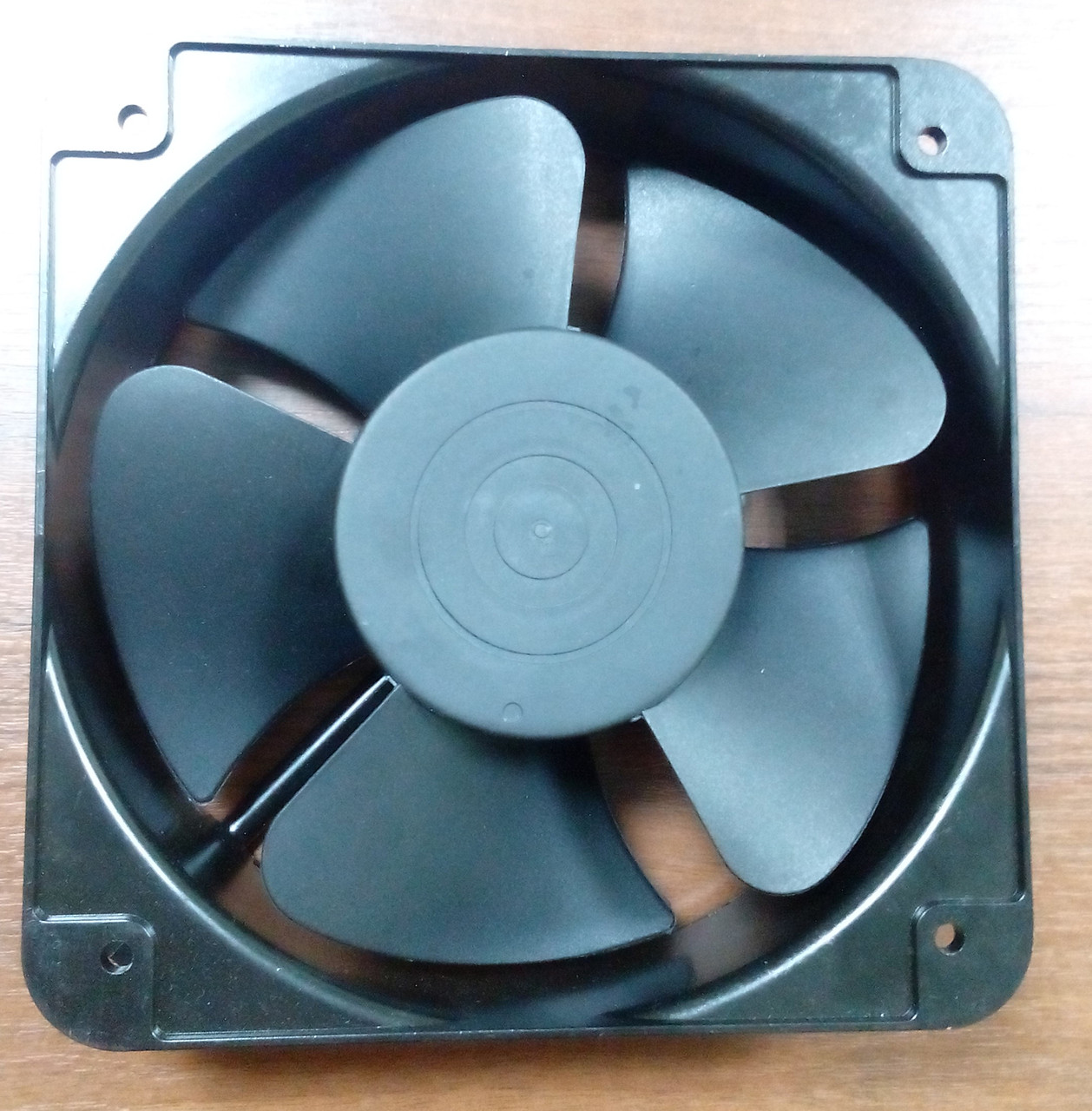 Вентилятор черный аллюминиевый D180, ST 568 - фото 2 - id-p620638160