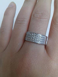 Стильне срібне кільце в каменях Веселка