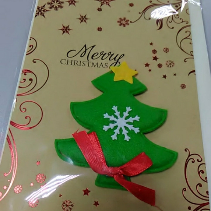 Листівка новорічна з аплікацій ялинка з фетру