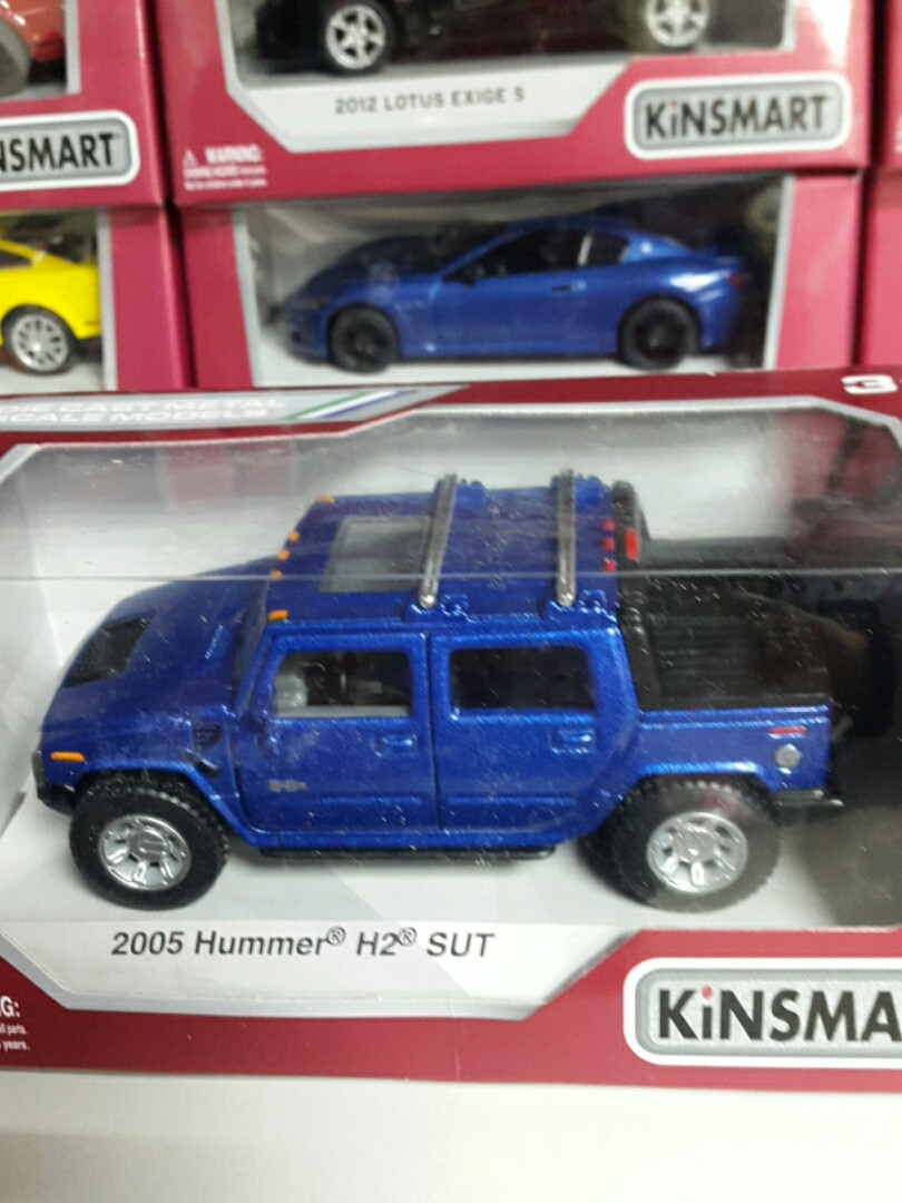 Машинка Kinsmart 2005 Hummer h2 sut